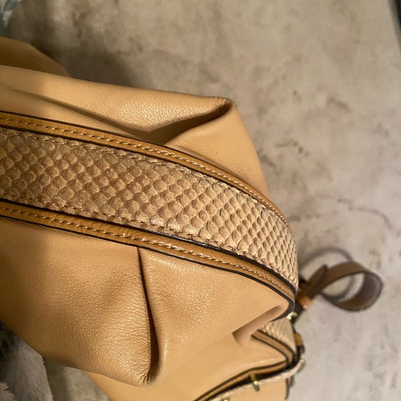 Coach Hobo Leather Large Purse, Tan - Picture 9 of 9